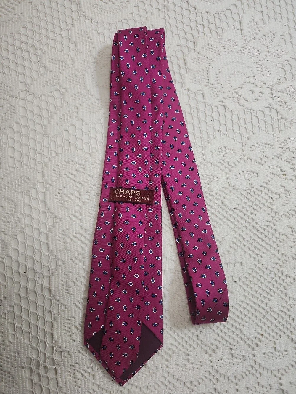 Vintage Chap Ralph Lauren Silk Fuschia Pink Paisley Tie  3.25W X 56”